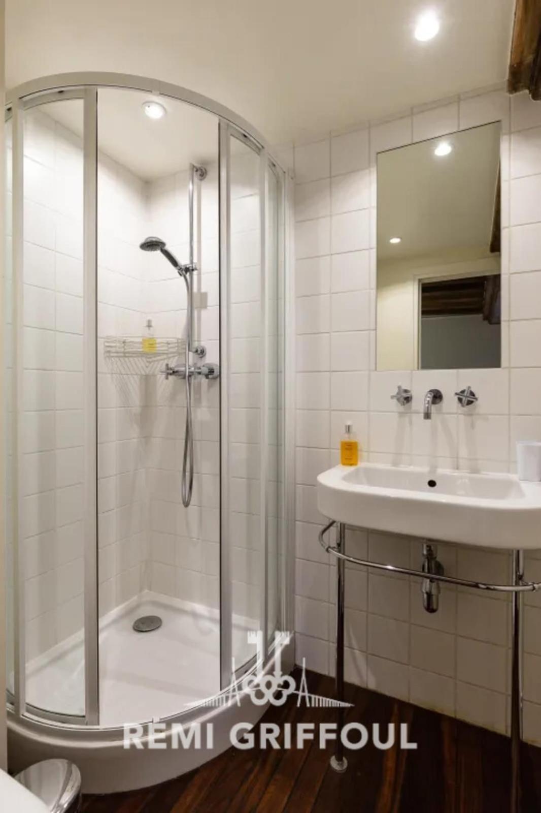 L'Escalier D'H - Duplex 3 In The City Center - Normand Charm - Family Stay Онфльор Екстериор снимка